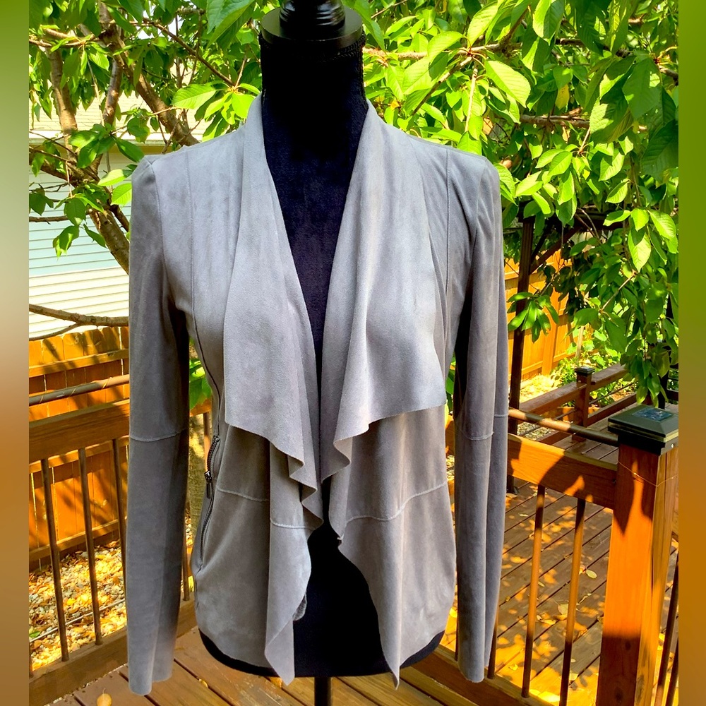 Stylish Buttonless Jacket - image 5